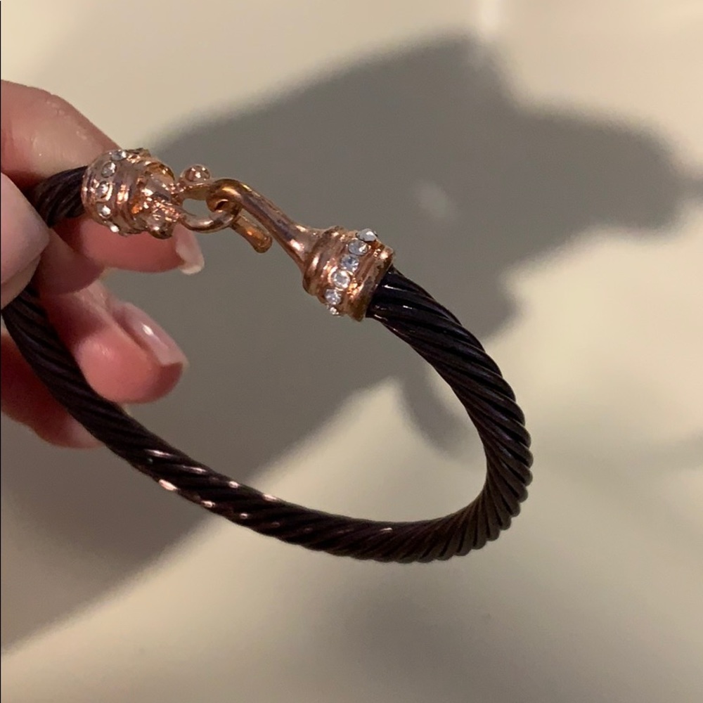 Cuff bracelet